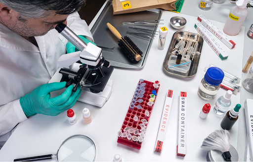 The Role of Polarized Light Microscopy in Trace Evidence Analysis
